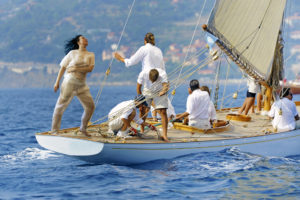 This image has an empty alt attribute; its file name is The-sailing-yatch_ferdig_liten-300x200.jpg